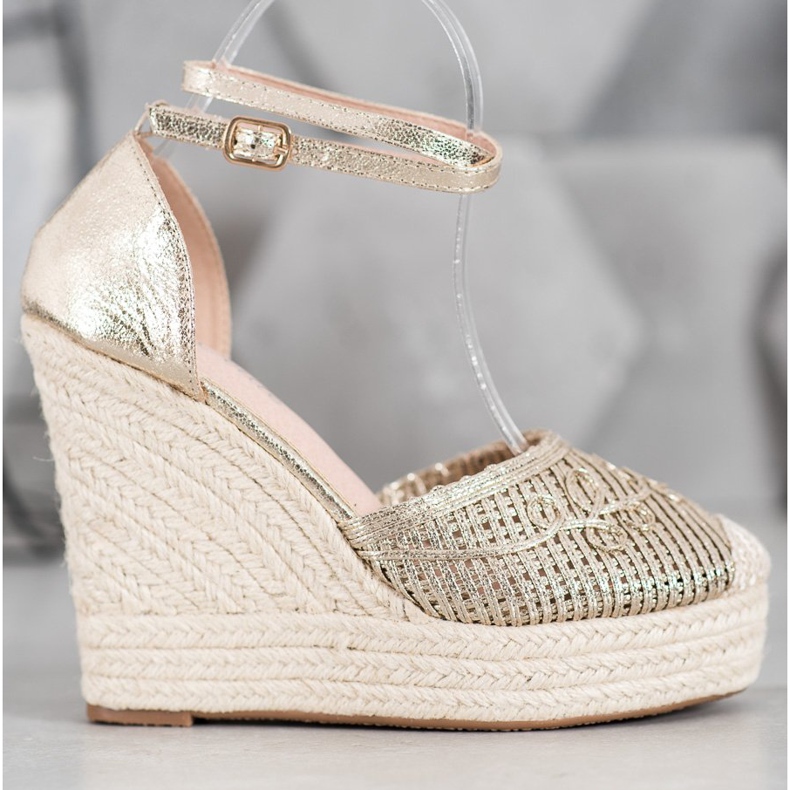 Weide Lesklé espadrilky na klínku žluť 2