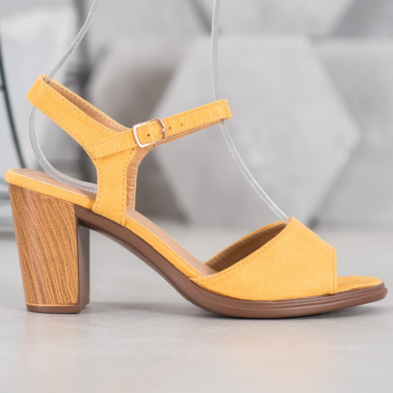 SHELOVET Sandály ze žlutého semiše žlutá 1