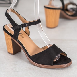 SHELOVET Sandály z černého semiše černý 1