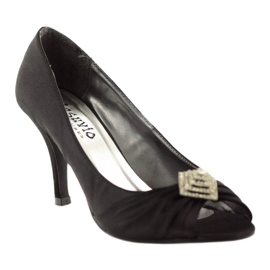 Lodičky se stříbrným zdobením McArthur 05-bk černá 1