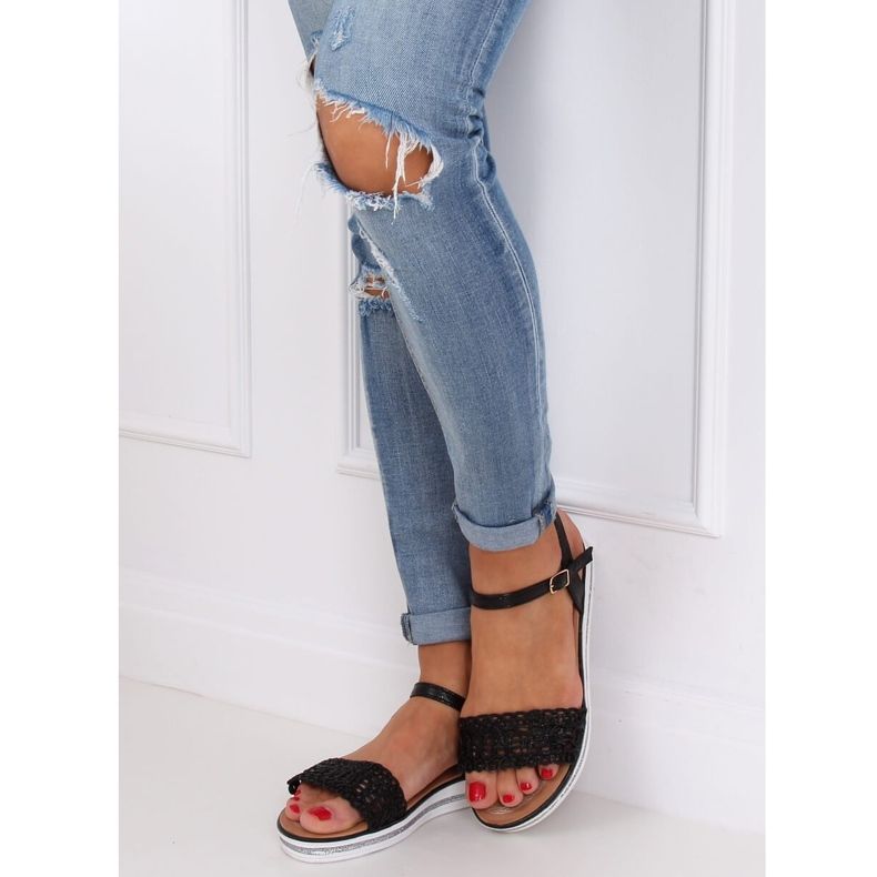 Černé sandály pro ženy 35-197 černé černá 1