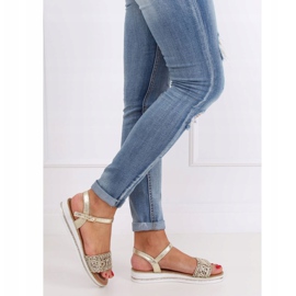 Zlaté dámské sandály 35-197 Gold zlatý 1