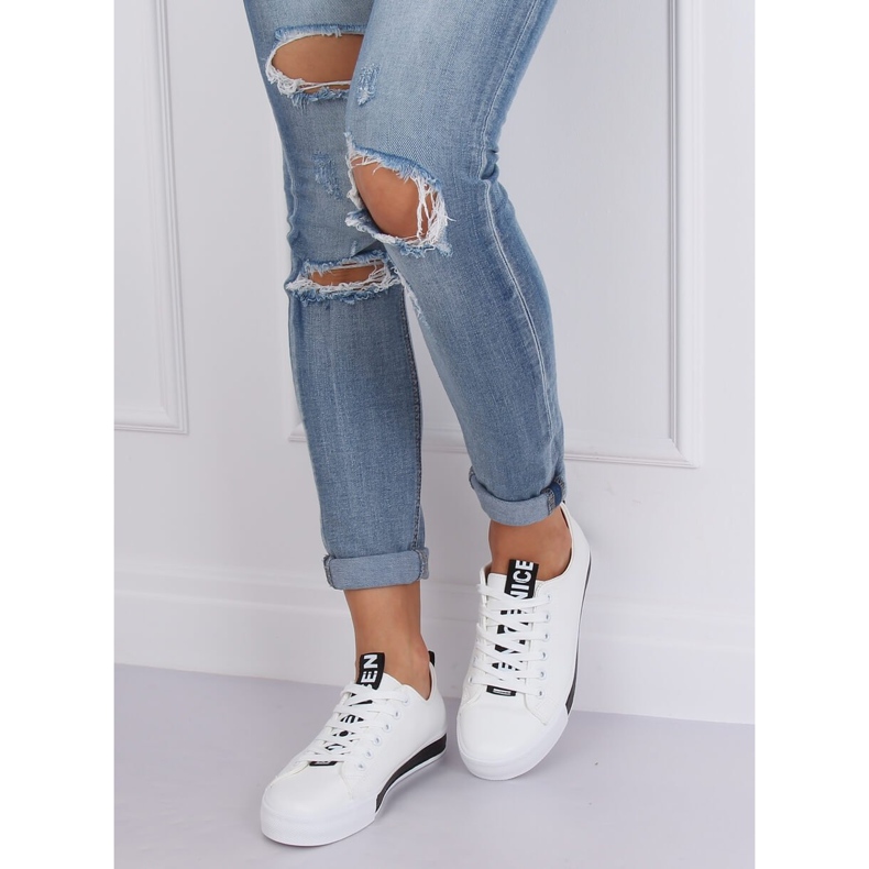 Bílé dámské tenisky CC-17 Black bílý černá 1