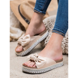 Seastar Semišové pantofle s dekorativní platformou hnědý 2