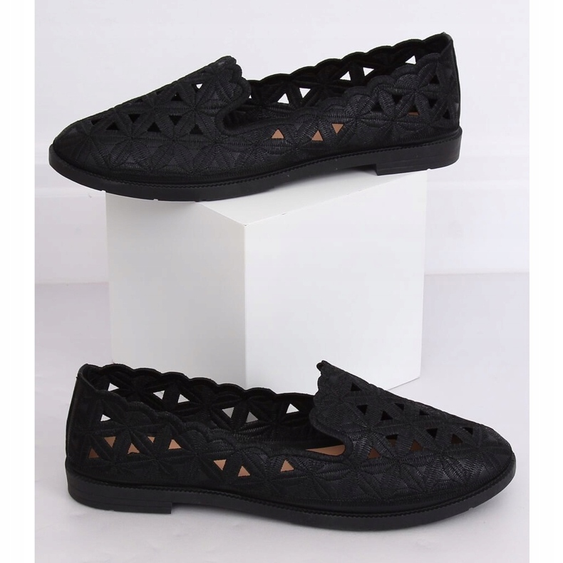 Černé prolamované balerínky JX79P Black černý 1