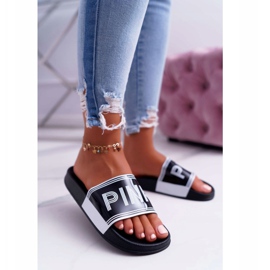 Černé dámské pantofle Vrita černá 1