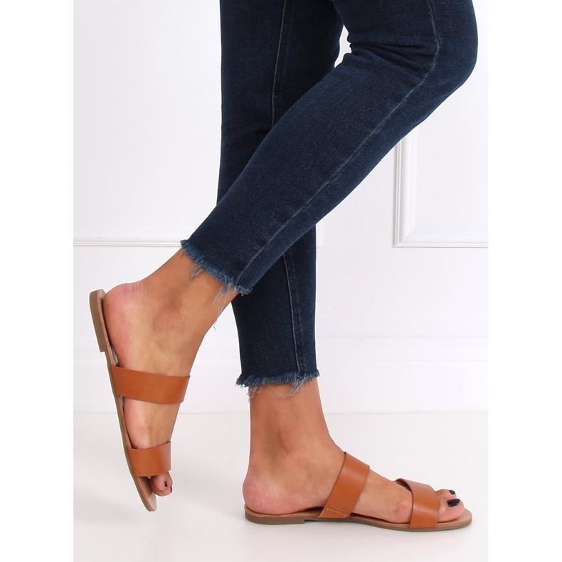 Jednoduché velbloudí pantofle S060074 Velbloud hnědý 1