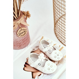 Apawwa Dětské balerínky na suchý zip Kwiatuszek White Flored bílý 1 Apawwa Dětské balerínky na suchý zip Kwiatuszek White Flored bílý 1