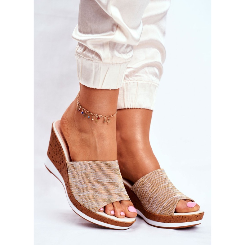 Dámské pantofle na klínku Sergio Leone Beige SK320 žluť 1