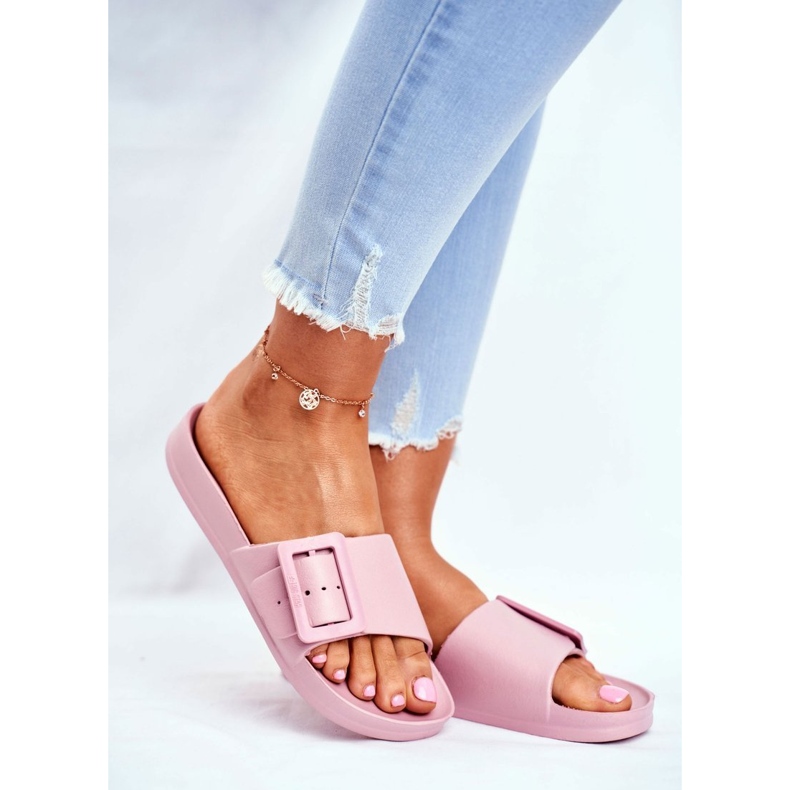 Dámské pantofle Big Star s přezkou růžové FF274A387 růžový 1