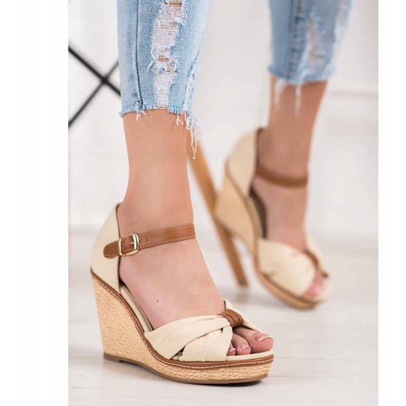 SHELOVET Sandály na vysokém podpatku hnědý 1