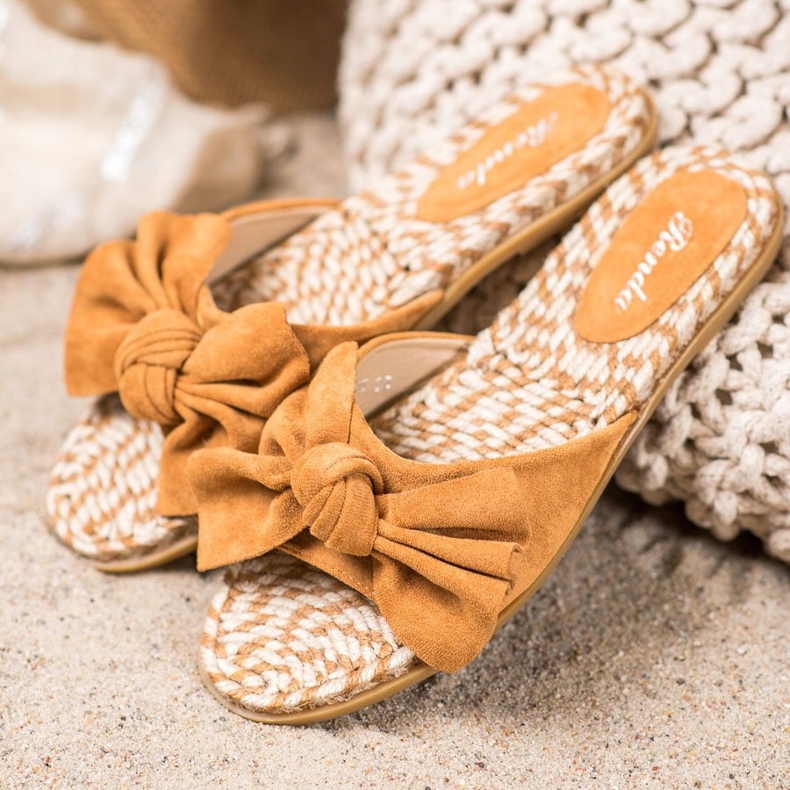 Renda Elegantní pantofle s mašlí hnědý 1