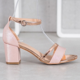 Mannika Elegantní sandály s třpytkami žlutá 2