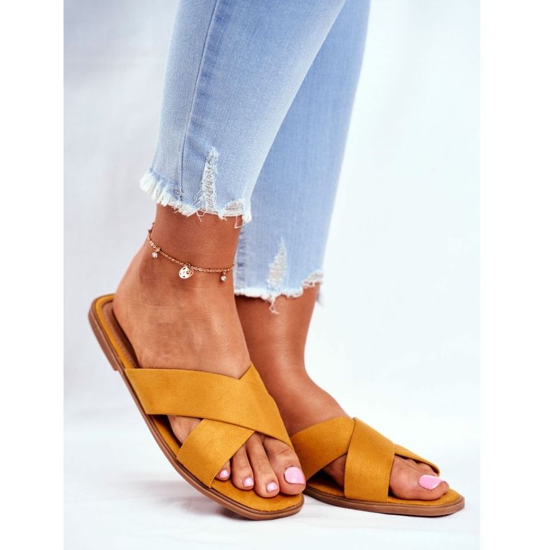 Dámské pantofle, pruhy, žluté Filipíny žlutá 1 Dámské pantofle, pruhy, žluté Filipíny žlutá 1