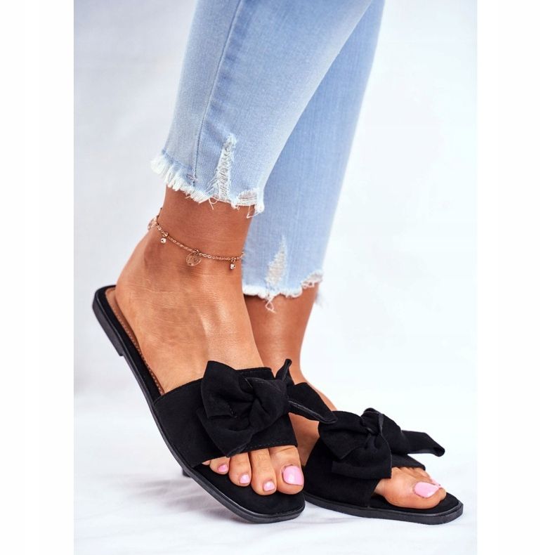 Malajsie Dámské pantofle s černými mašlemi černá 1