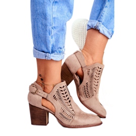 Bellucci Dámské kozačky s vykrojeným jarním béžovým velluci 2