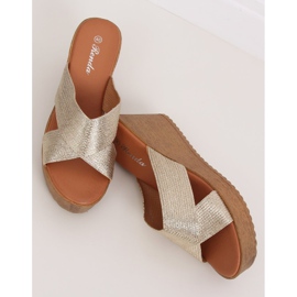 Zlaté klínové pantofle 10-235 zlaté zlatý 1 Zlaté klínové pantofle 10-235 zlaté zlatý 1