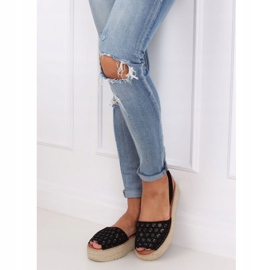 Černé prolamované espadrilky WH931 černý 1