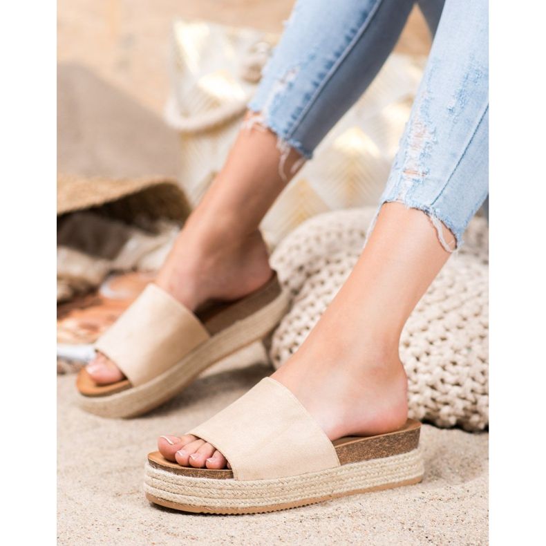 Renda Semišové pantofle na platformě hnědý 1