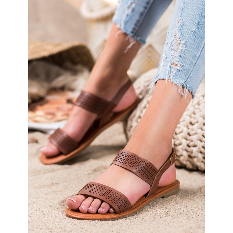 Mannika Prolamované sandály hnědý 1