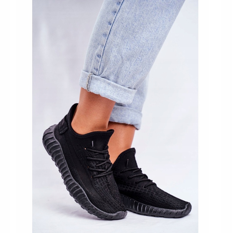 Dámská sportovní obuv, lehká, vzdušná černá Lumiere 1