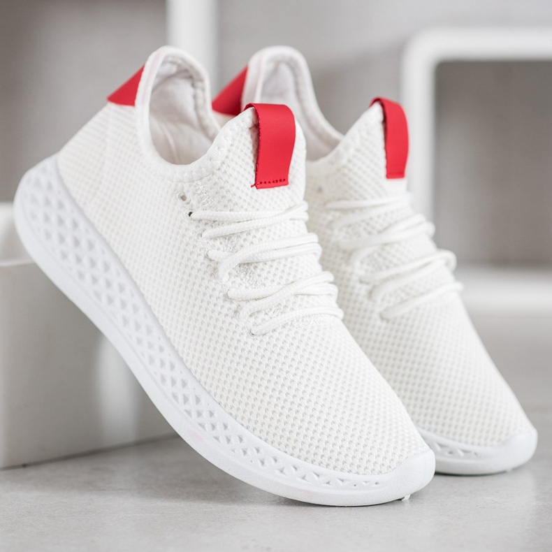 SHELOVET Pohodlné prolamované boty bílý červené 2 SHELOVET Pohodlné prolamované boty bílý červené 2