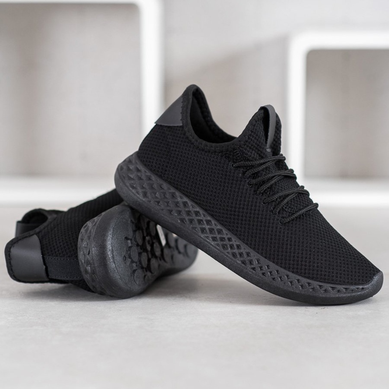 SHELOVET Pohodlné prolamované boty černá 1