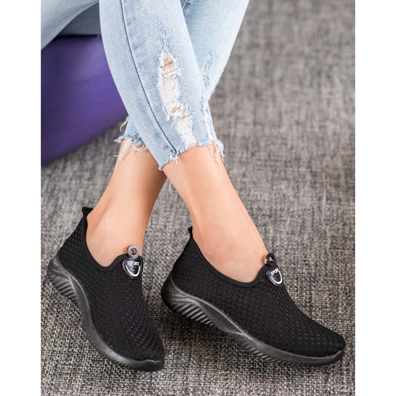 SHELOVET Prolamované sportovní boty černá 2