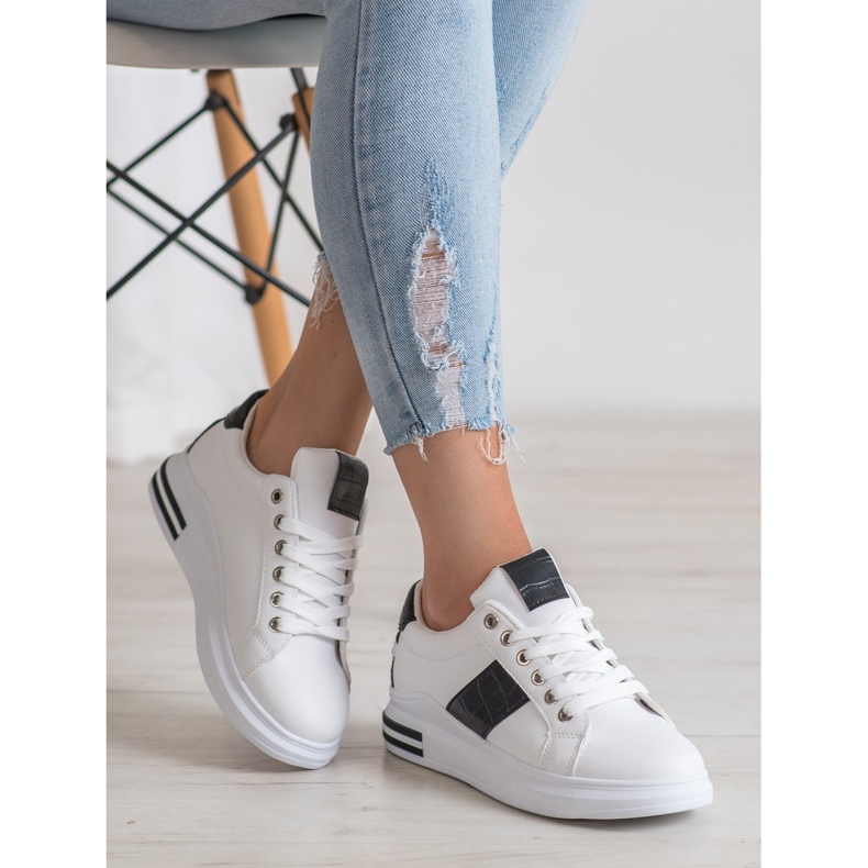 RTX WALK Tenisky s černými vložkami bílý 1