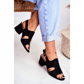 BUGO Dámské sandály na podpatku Prolamované černé Valery černá 1