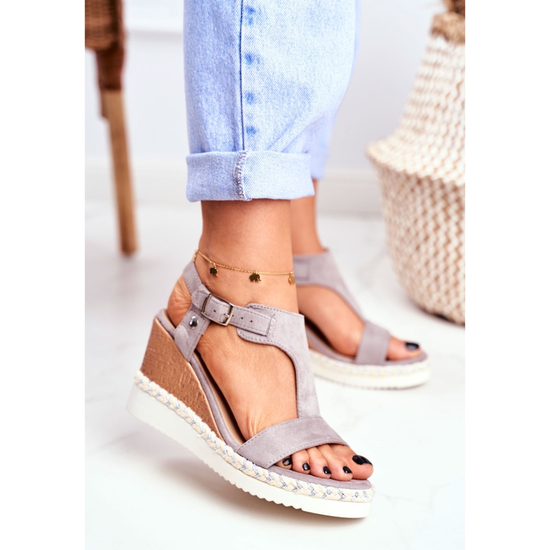 BUGO Dámské sandály na klínku šedé Rosa šedá 2