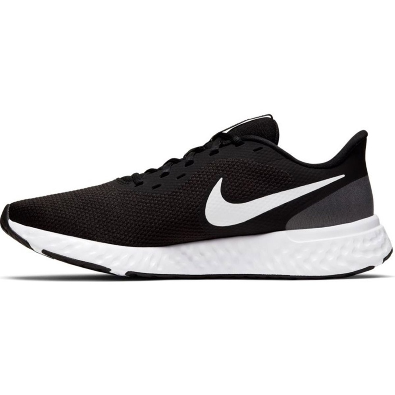 Běžecké boty Nike Revolution 5 BQ3204-002 černá 1