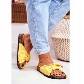 PS1 Dámské žluté pantofle na korkové mašli Wendy žlutá 2