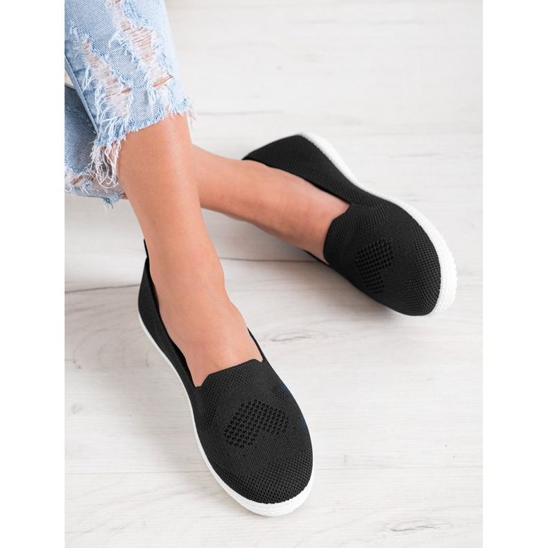 Via Giulia  Černé prolamované tenisky černá 1