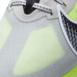 Běžecké boty Nike Zoom Gravity M BQ3202-011 vícebarevný šedá 5