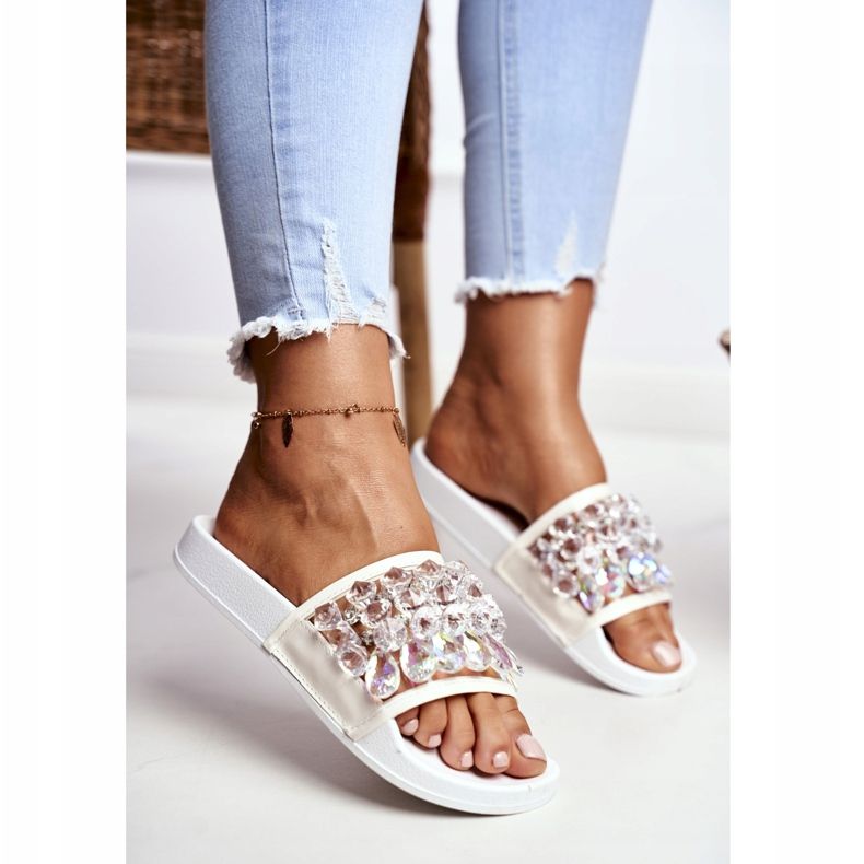 Dámské pantofle Lu Boo Crystals White Bobbi bílý 2