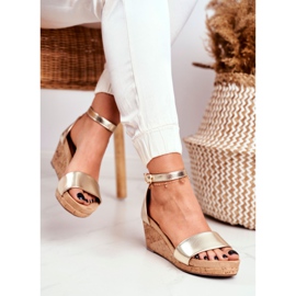 PS1 Dámské sandály na klínku Gold MarryMe zlatý 2