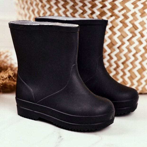 Klasická ukolébavka pro děti z černé gumové galoše černá 1