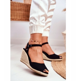 Dámské sandály na pleteném klínu Big Star černé DD274A209 černá 1