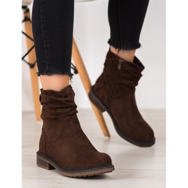 J. Star Tmavě hnědí dělníci hnědý 1