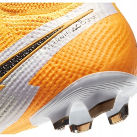 Kopačky Nike Superfly 7 Elite Fg Jr AT8034-801 vícebarevný žluť 1