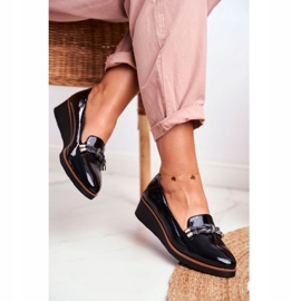 Vinceza Dámské černé mokasíny lakované na klínu Abba černá 2