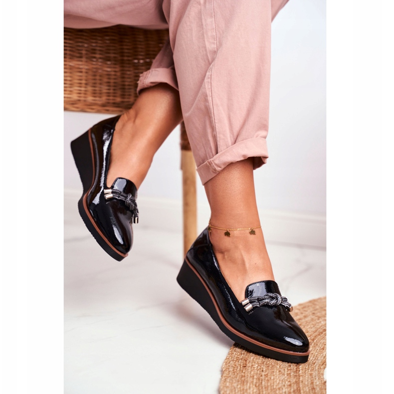 Vinceza Dámské černé mokasíny lakované na klínu Abba černá 2