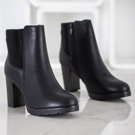 J. Star Stylové kozačky na vysokém podpatku černá 1