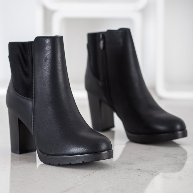 J. Star Stylové kozačky na vysokém podpatku černá 1