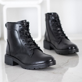 Elegantní lapače VINCEZA černá 1