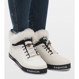 Bílé zateplené semišové kozačky NB252P-1 bílý 2 Bílé zateplené semišové kozačky NB252P-1 bílý 2