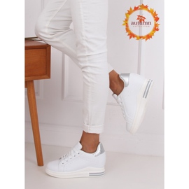 Bílé tenisky MY-0367 WHITE / SILVER na skrytém klínu bílý 1