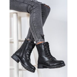 J. Star Přicházející dělníci s krystaly černá 2