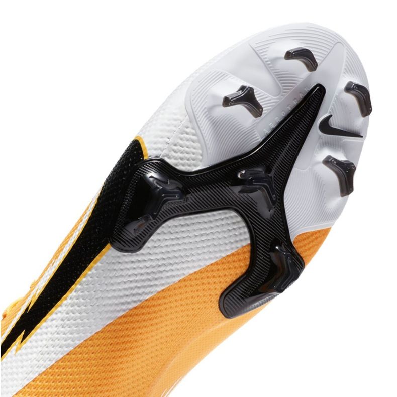 Kopačky Nike Vapor 13 Pro Fg M AT7901-801 vícebarevný žlutá 2